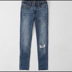 Abercrombie Harper Low Rise ankle jeans with studs